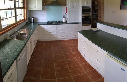 Somme House | Severnview Accommodation - 4 bed Luxury Accommodation on 100 acres in Ballandean