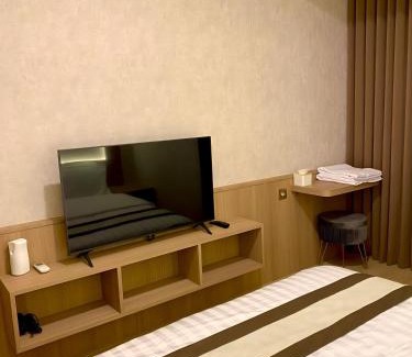 Pantai Indah Kapuk Apartment | Sezna Indonesia