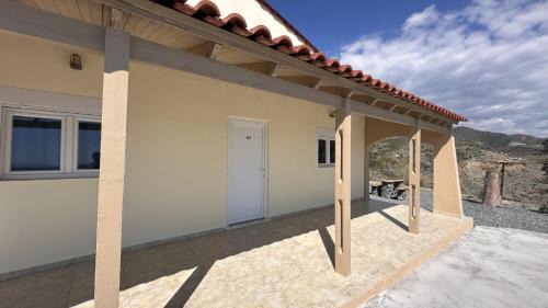 Faistos Apartment | Sfinias Apartments