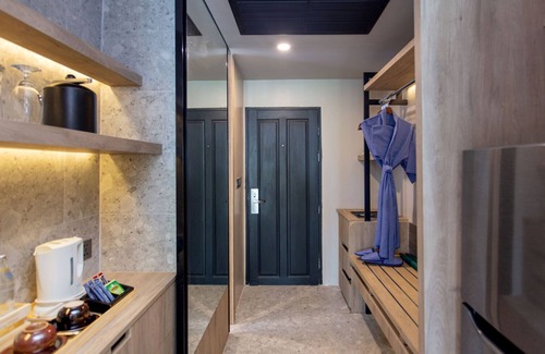 Khuekkhak Resort | (SHA+)Beach Front Pool Access Seaside (S01)