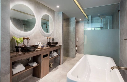 Khuekkhak Resort | (SHA+)Beach Front Pool Access Seaside (S01)