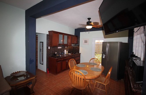Aguacate House | Shacks Beach Perfect 2 Bedroom Tropical Vacation Paradise
