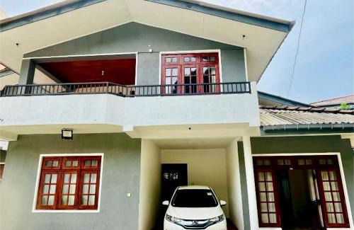 Peradeniya House | Shades Residence
