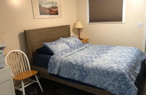 Chilliwack Proper Village West House | Shady Willow Guest House - SMALL Indipendent Units with Seperate Entrance for Travellers