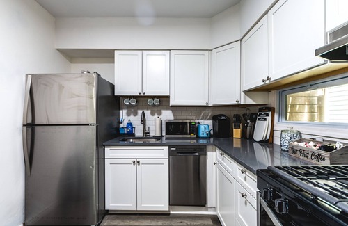 Bloomfield Apartment | ⁂ Shadyside Loft - Prime Area & Luxury Finishes ⁂
