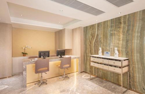 North Point Apartment | Shama Island North