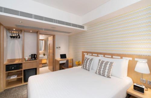 North Point Apartment | Shama Island North