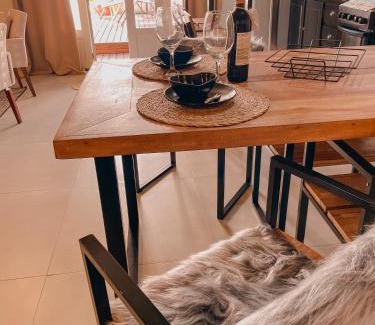 Praia do Rosa House | Shangri La Casas e Studios