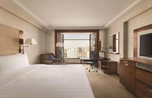 Pearl River Delta Hotel | Shangri-La Shenzhen - Nearby Luohu Border, Outdoor Swimming Pool