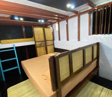 Kumai Boat Rental | Shankara Orangutan Kelotok Cabin Houseboat