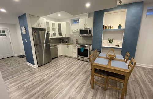 York Regional Municipality Apartment | Sharon getaway with everything you need