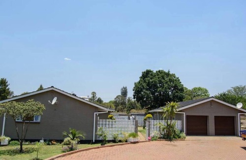 Harare East House | Sharon @ Las Palmas Guest House