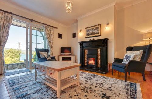 Glandore House | Shearwater Holiday Cottage