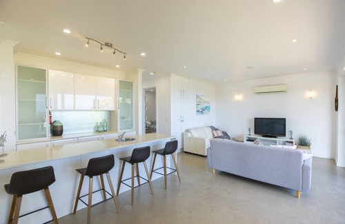 Penneshaw House | Shearwaters Appartment