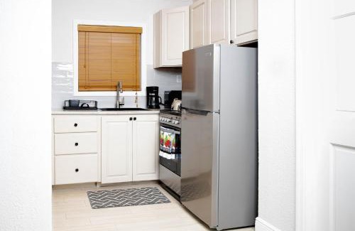 George Town Apartment | Sheer Bliss BeachView Apt #1