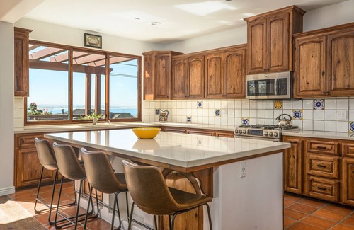 Shell Beach House | Shell Beach Seaview Vista with Breathtaking Views of the Ocean and Foothills