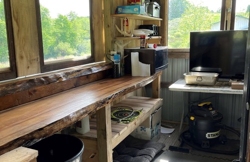 East Fultonham House | Shelter House with Camp Kitchen