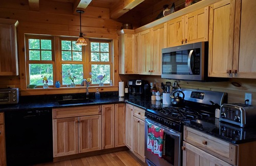 Fort Ann Cabin | Shelving Rock Lodge on 54 acres in Adirondack Park