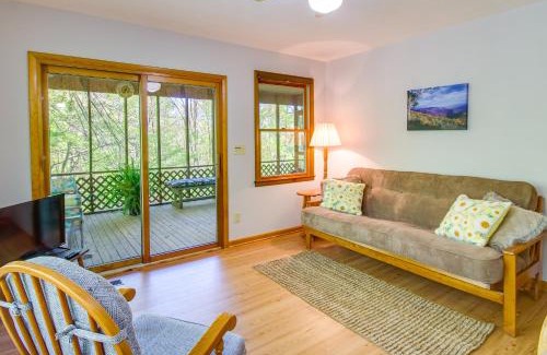 Elkton House | Shenandoah National Park Cabin with Patio!