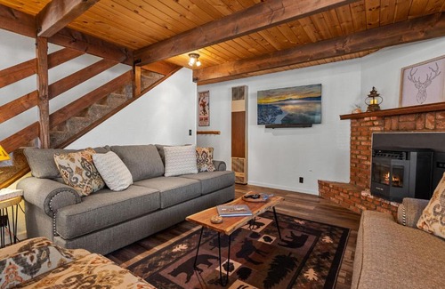 Woodlands House | Shepherd's Cabin - Gambrel cabin, spacious while still being cozy and inviting!