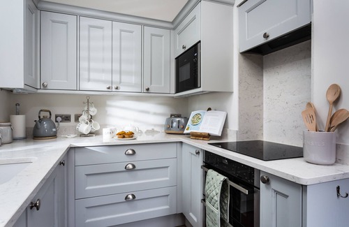 Usk Cottage | Shepherd's Cottage - a beautiful cottage sleeping 2 guests
