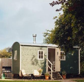 Nolton House | Shepherd's Hut - Jasmine