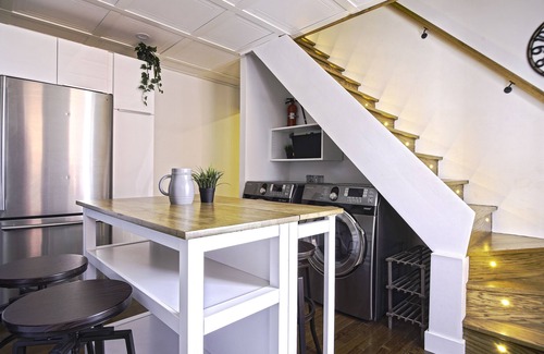 Sherbrooke Apartment | Sherby Prestige/King Bed/Central/Sleeps 6