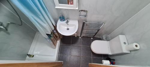Barrow-on-Trent Apartment | Sheridan House - Self contain flats Long or Short Stay Special Rate Available