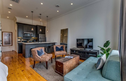 Penn Yan Apartment | Sheridan House Studio: upscale studio apartment on Main St, close to coffee shop, restaurants