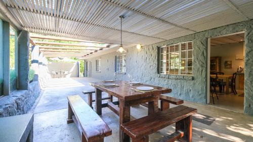 George Apartment | Sherwood Farm