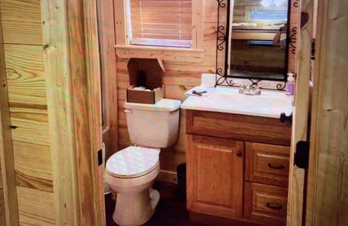 Gordonville Cabin | Sherwood Shores Pine Cabin