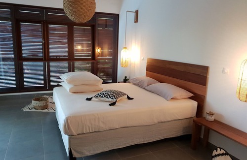 Beau Soleil Villa | Shikoa Sobole