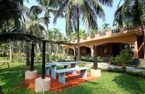 Tonse West House | Shimmering View