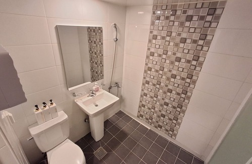 Songcheon-dong Hotel | Shine Hotel