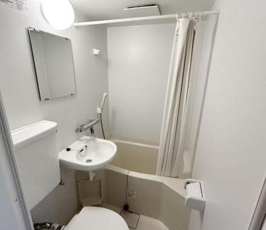Kabukicho Apartment | Shinjuku Center 新宿中心#Shinjuku kabukicho#3 min walk from subway#高速无限制网路#新装修高级公寓#大楼一层入口自动锁门Newly renovated#404