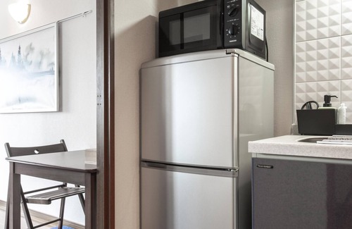 Honmachi Apartment | Shinjuku Highrise Highspeed internet 1m station!