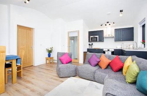 Eddleston House | Shiphorns luxury cabin with a hot tub