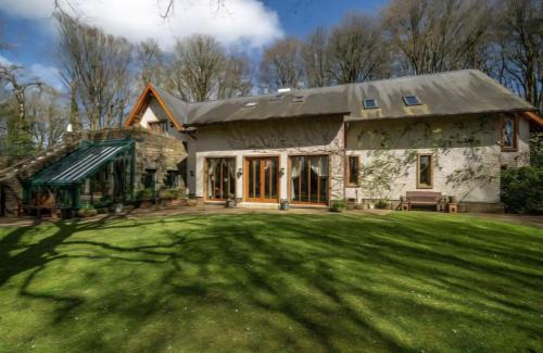 Innishannon Villa | Shipool Lodge-Luxury Retreat