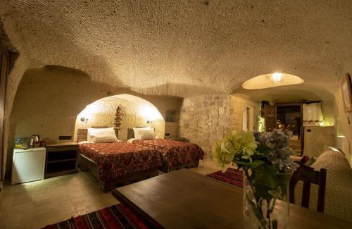 Ortahisar Bed & Breakfast | Shiraz Cave Cappadocia