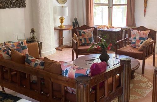 Galu House | Shirazi Bay