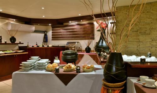 Kruger National Park Ski Chalet | Shishangeni Lodge In Kruger National Park