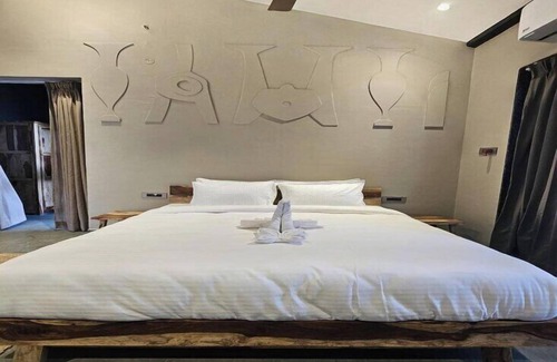 Baihar Resort | Shiv Ganga Kanha Resort