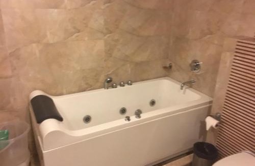 Shahjahanpur Resort | Shiva Oasis Resort