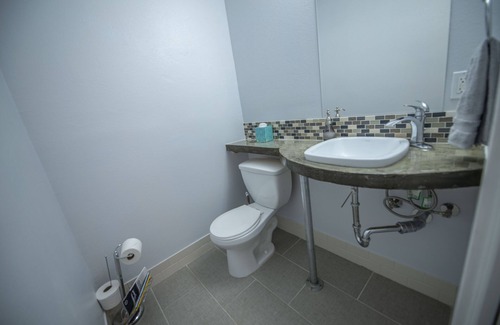 West End Condo | Shoal Creek Greenbelt