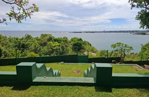 Rumassala House | Shore Beach Villa