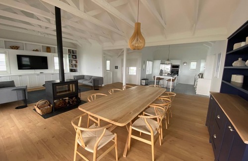 Scarborough Villa | Shore House: Beautiful New Beach House With Breathtaking Views of Atlantic Ocean