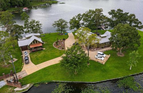 Shelby House | Shoreline Home with Boat Dock and Fire Pit in Shelby!