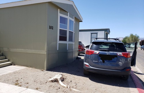 Fernley House | Short, long, pets, kids. Take a peek stay a night or two!