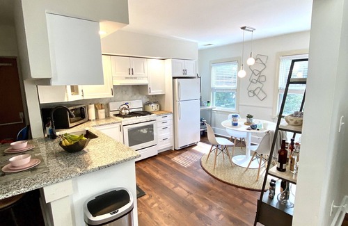 Wilmington Apartment | Short & Long Term ,Relocation, Corporate Travel,Nurses,Wilmington Realtor Owned
