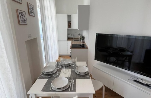 Carignano Apartment | SHORT RENT. Within walking distance of the famous Piazza De Ferrari and Via XX Settembre.